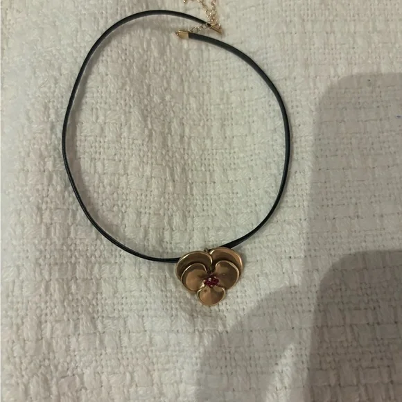 Annette Ferdinandsen Choker - Picture 3 of 5